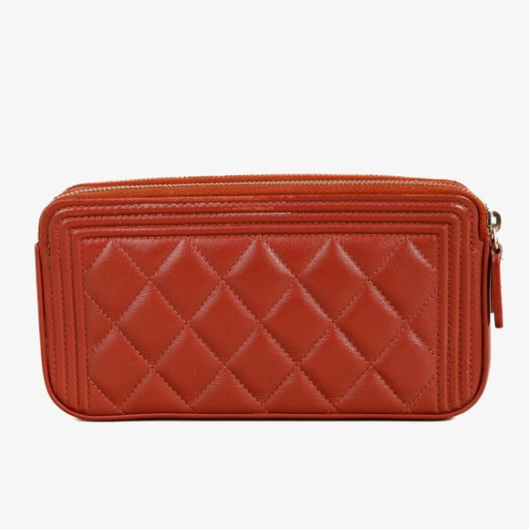 Chanel Red Grained Calfskin GHW Quilted Small Boy Clutch With Chain - Picture 3 of 13
